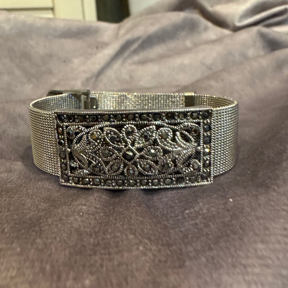 Silver Tone Filigree‎ Marcasite Mesh Wide Bracelet adjustable